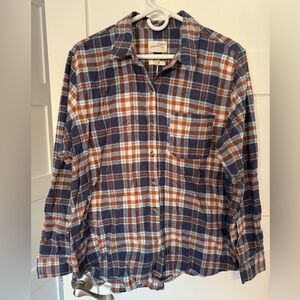 NWT Universal Threads Blue and Orange Button Up Flannel, size Large